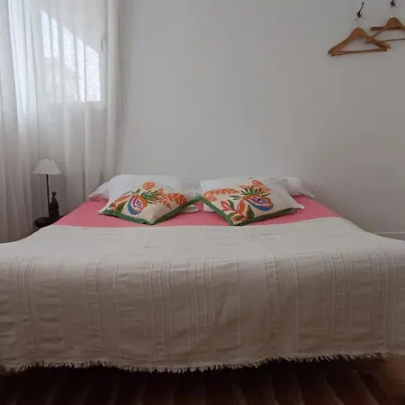 Quarto em Acomodações Particulares Comme A La Maison Pres De Paris Cachan