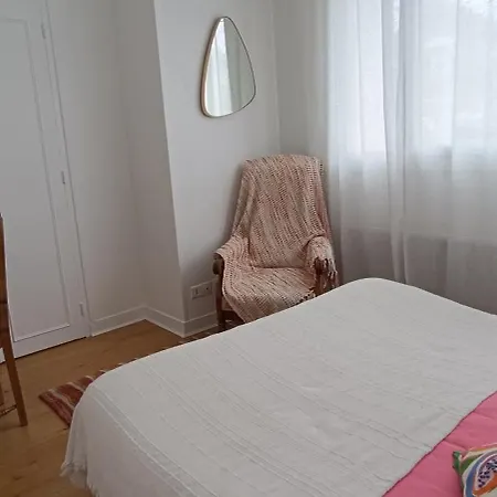 Comme A La Maison Pres De Paris